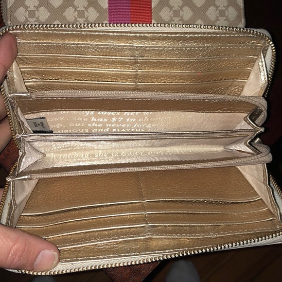 KATE SPADE Ziparound Accordion Style Wallet - Picture 4 of 4